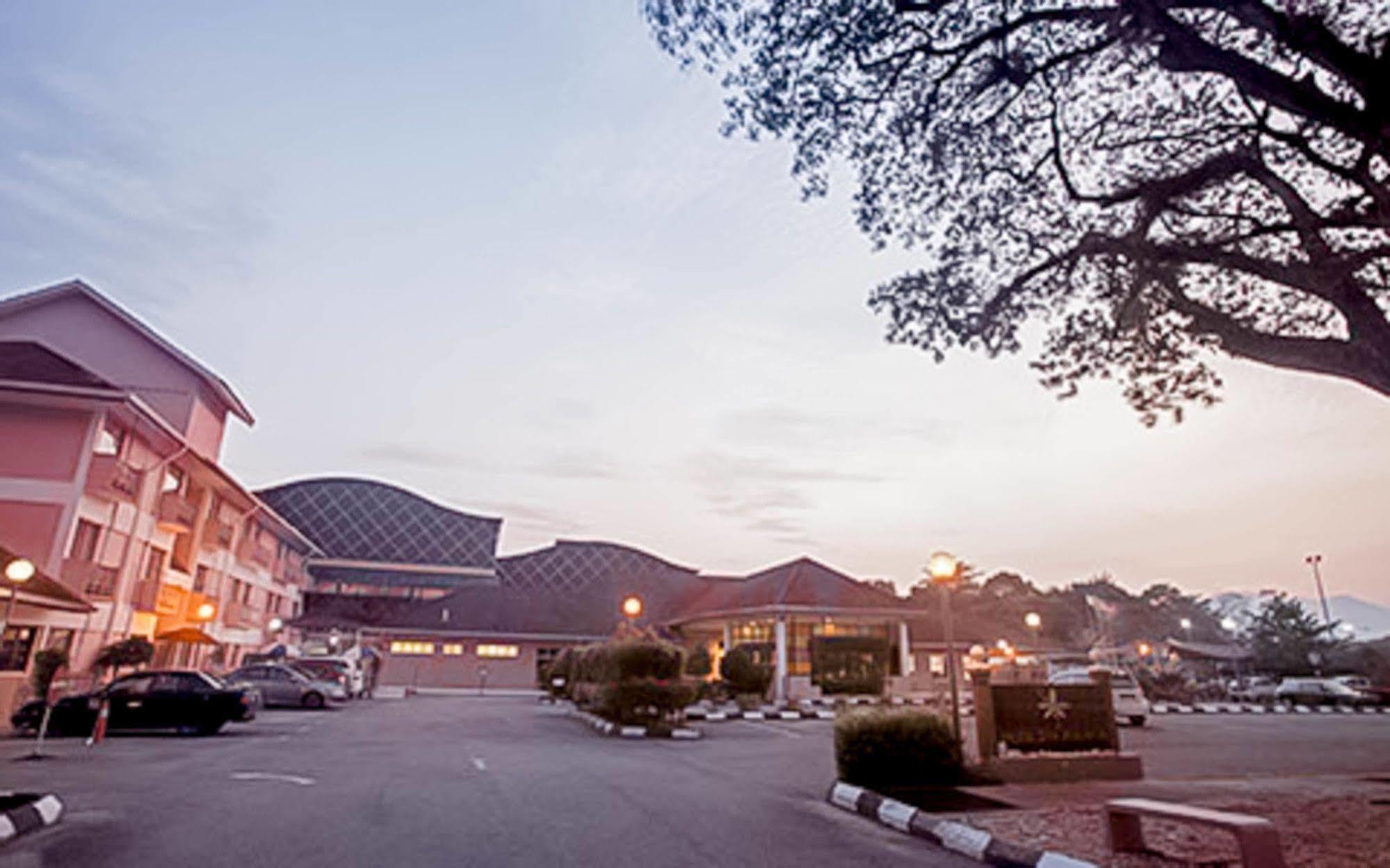 Hotel Seri Malaysia Ипох Экстерьер фото